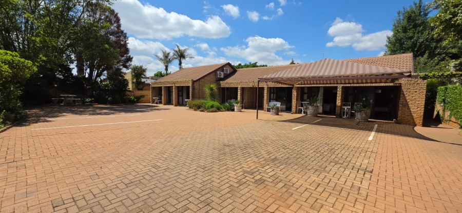 Commercial Property for Sale in Flamwood North West
